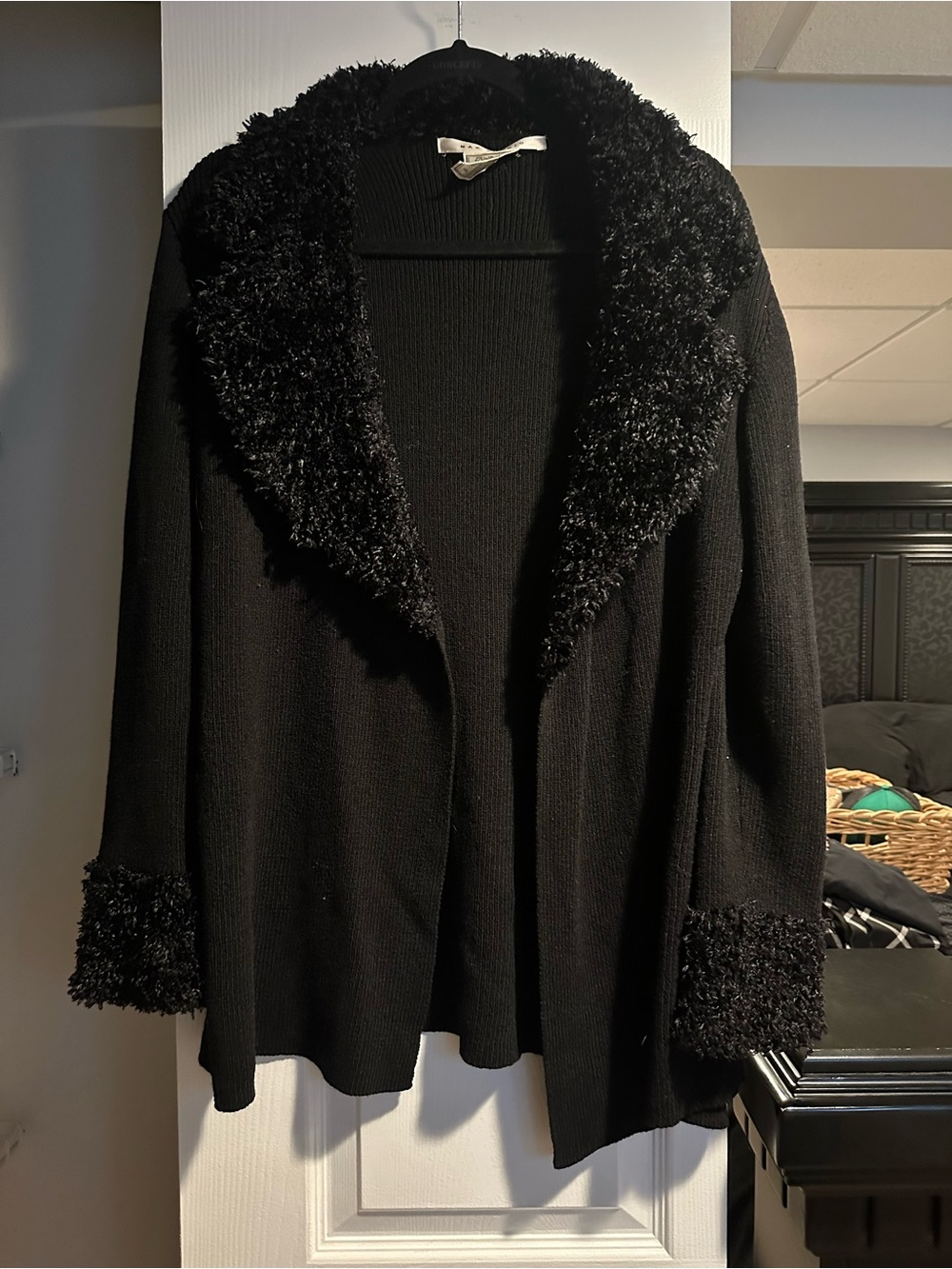 Women’s sweater